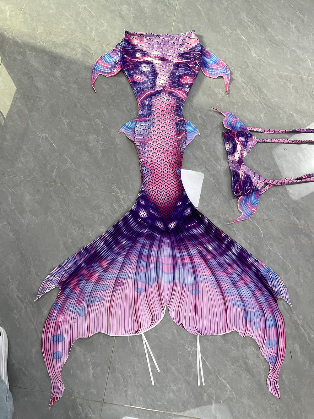 Original Color Mermaid Tail Me - Aquarium & Marine Museum 评论和价格