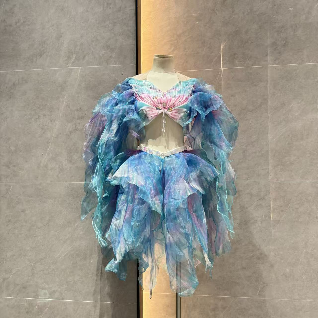 Mermaid Water Dance Skirt Prin - Aquarium & Marine Museum 评论和价格