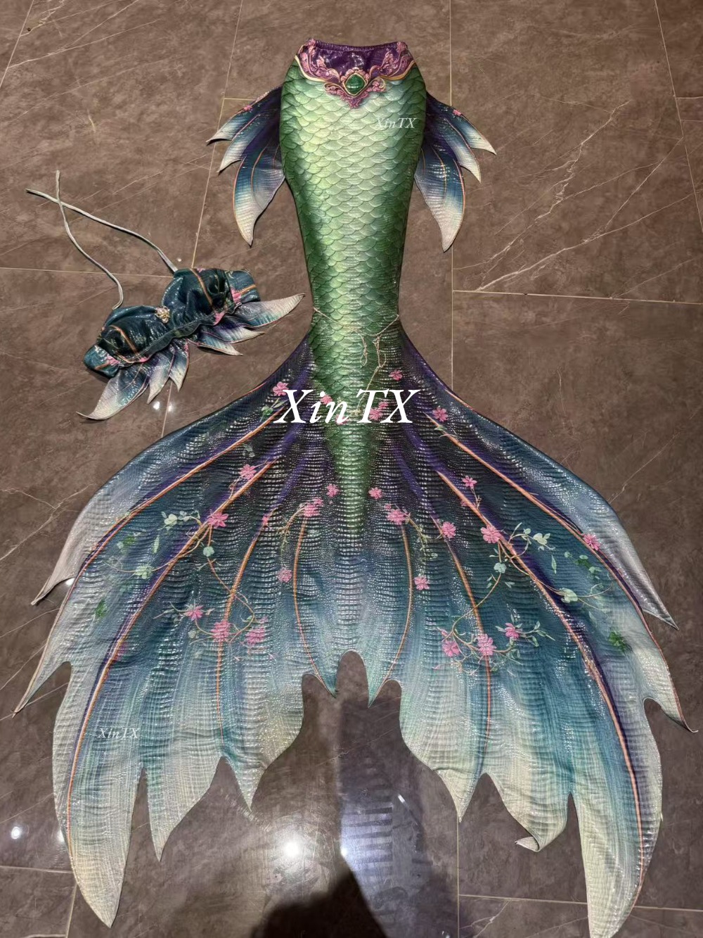 man woman mermaid tail hot sta - Aquarium & Marine Museum 评论和价格